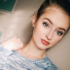 Meet your Posher, Melanie